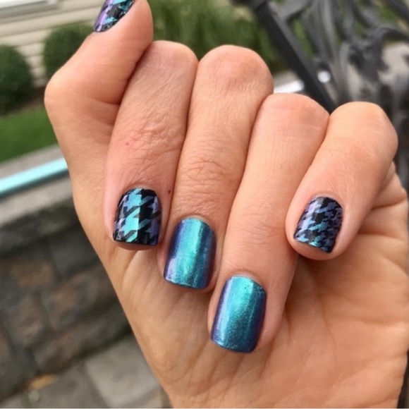 🎉3/$25 NEW Color Street Nail Strips Suit Yourself teal to purple houndstooth - Picture 7 of 11